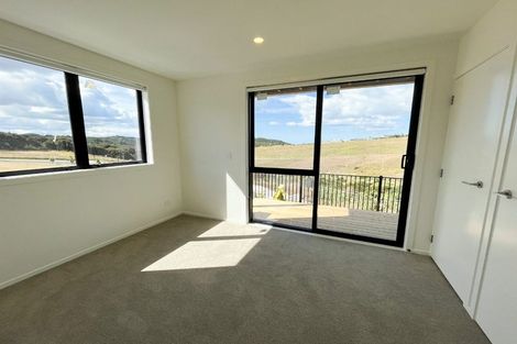 Photo of property in 1/23 Makomako Drive, Orewa, 0931