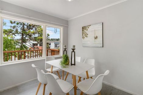 Photo of property in 1/2 Sunhaven Avenue, Glenfield, Auckland, 0629