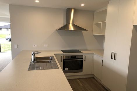 Photo of property in 14 Feltham Street, Hunterville, 4730