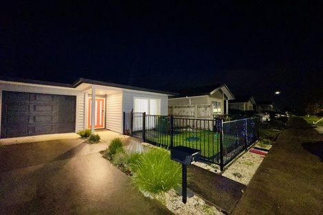 Photo of property in 7 Kapowai Boulevard, Takanini, 2112