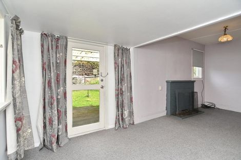 Photo of property in 1401 Main North Road, Waikuku, Rangiora, 7473