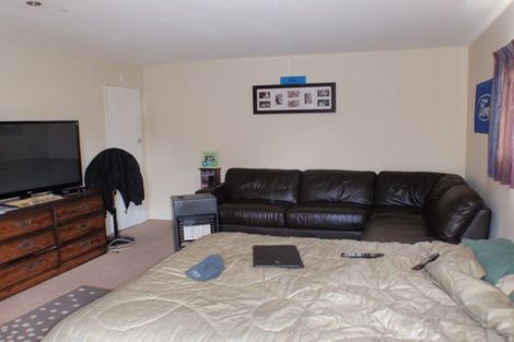 Photo of property in 4 Woodfield Place, Woodend, 7610