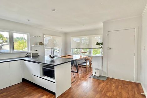 Photo of property in 73 Oakdale Road, Mount Roskill, Auckland, 1041