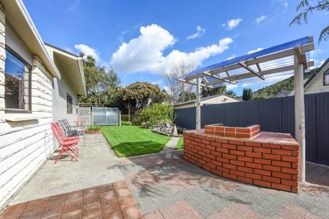 Photo of property in 4 Beach Road, Waikawa, Picton, 7220