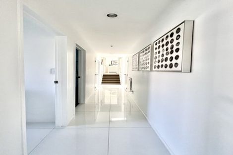 Photo of property in 16 Southworth Place, Grandview Heights, Hamilton, 3200