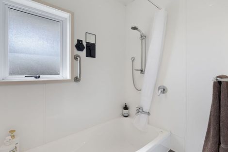 Photo of property in 37 Hooper Avenue, Pukekohe, 2120