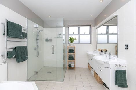 Photo of property in 9 Paget Lane, Dinsdale, Hamilton, 3204