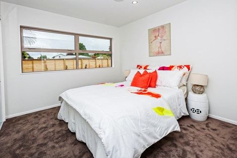 Photo of property in 1/175 Onewa Road, Birkenhead, Auckland, 0626