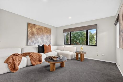Photo of property in 20b Cambridge Road, Riverhead, 0820