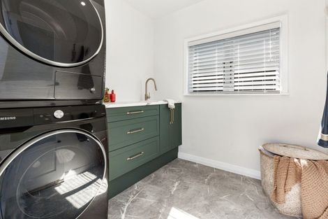 Photo of property in 89 Standen Street, Karori, Wellington, 6012