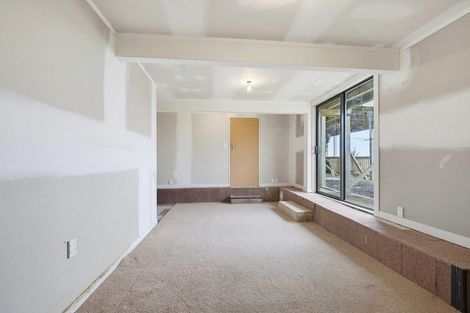 Photo of property in 164 Kahu Road, Paremata, Porirua, 5024