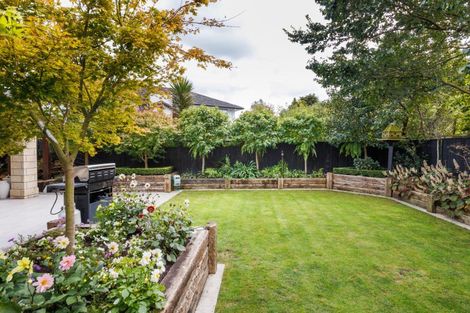 Photo of property in 9 Riverstone Grove, Hokowhitu, Palmerston North, 4410