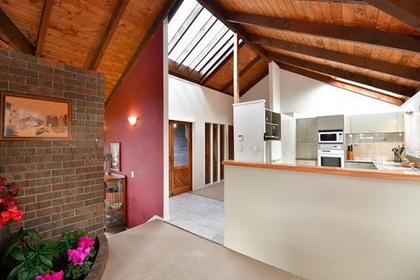 Photo of property in 11 Tatyana Place, Massey, Auckland, 0614