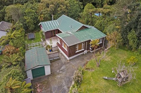 Photo of property in 115 Kamahi Street, Stokes Valley, Lower Hutt, 5019