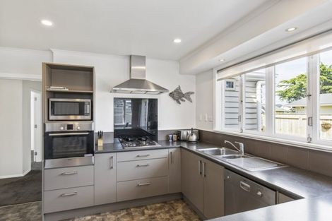 Photo of property in 29 Pinny Avenue, Epuni, Lower Hutt, 5011