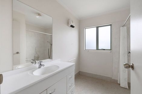 Photo of property in 11 Bradley Street, Paeroa, 3600