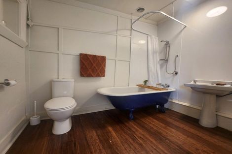 Photo of property in 10a Wharfe Street, South Hill, Oamaru, 9400