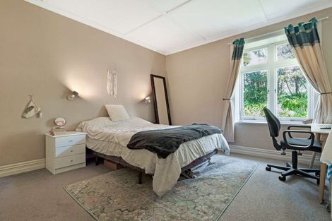 Photo of property in 2442 South Head Road, South Head, Helensville, 0874