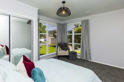 Photo of property in 12 Argyle Grove, Trentham, Upper Hutt, 5018