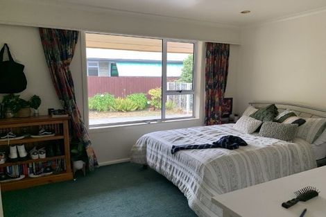 Photo of property in 43 Sevenoaks Drive, Bryndwr, Christchurch, 8053