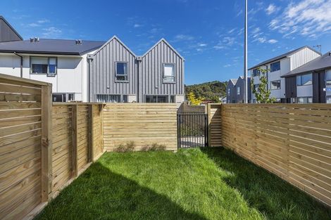 Photo of property in 32 John Street, Stokes Valley, Lower Hutt, 5019