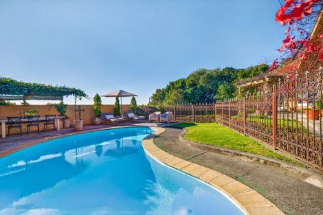 Photo of property in 56 Lucknow Road, Havelock North, 4130