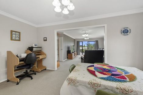 Photo of property in 9 Pohutukawa Drive, Pukete, Hamilton, 3200