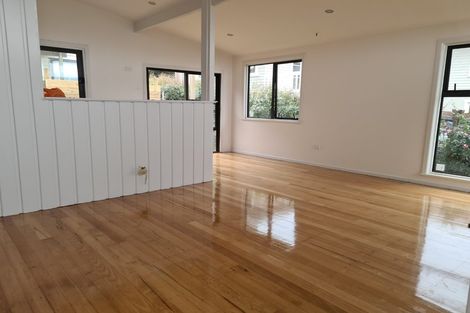 Photo of property in 13 Wylie Avenue, Sunnynook, Auckland, 0620