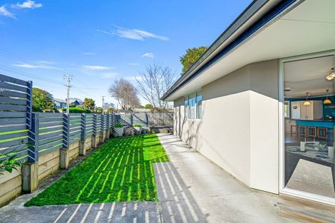 Photo of property in 27a Peakes Road, Saint Johns Hill, Whanganui, 4501