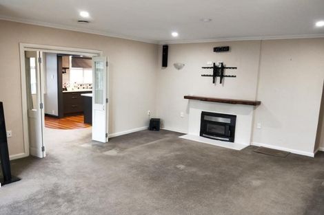 Photo of property in 392 Ruahine Street, Terrace End, Palmerston North, 4410