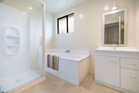 Photo of property in 27 Oxford Street, Kingston, Athol, 9793