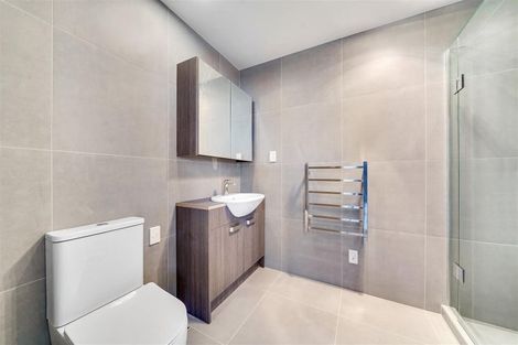 Photo of property in 3/2 Wood Street, Papakura, 2110