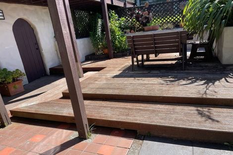 Photo of property in 10 Kilsyth Street, Karori, Wellington, 6012