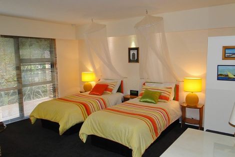 Photo of property in Twin Waters Lodge, 30 Totara Avenue, Collingwood, 7073