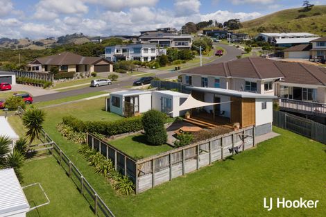 Photo of property in 8 Tohora View, Waihi Beach, 3611
