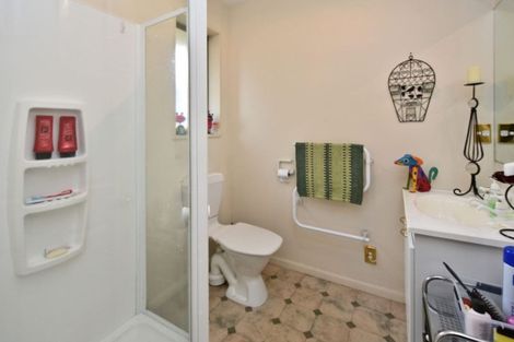 Photo of property in 65 Orlando Crescent, Waimairi Beach, Christchurch, 8083