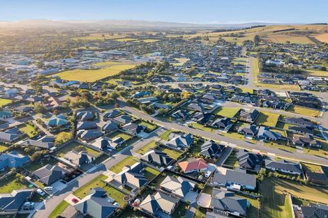 Photo of property in 5 Burke Lane, Amberley, 7410