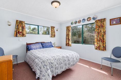Photo of property in 59 Robinson Avenue, Holdens Bay, Rotorua, 3010
