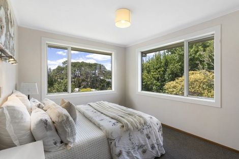 Photo of property in 41 Woodstock Road, Forrest Hill, Auckland, 0620