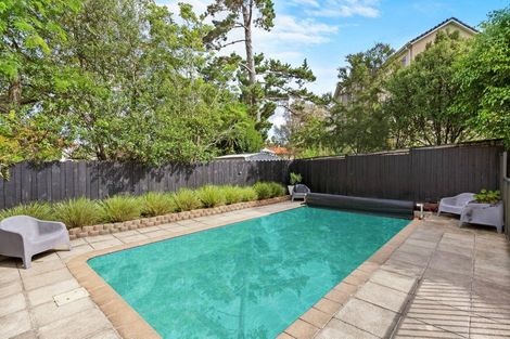 Photo of property in 27 Santa Ana Drive, Dannemora, Auckland, 2016