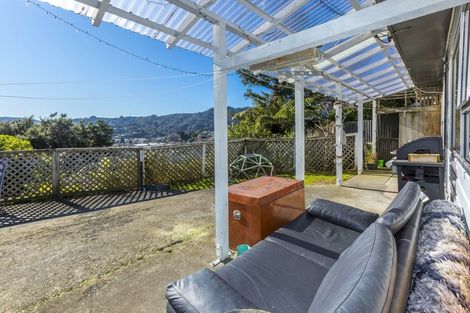 Photo of property in 99a Bird Grove, Stokes Valley, Lower Hutt, 5019