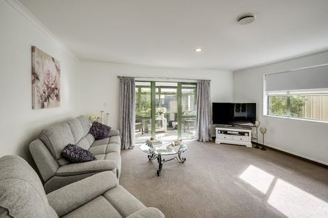 Photo of property in 5b Peddie Street, Taradale, Napier, 4112