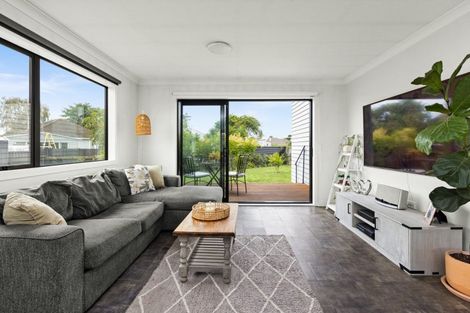 Photo of property in 80a Geddis Avenue, Maraenui, Napier, 4110