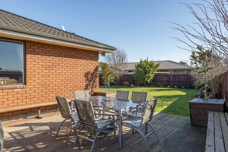 Photo of property in 14 Blakeley Place, Kaiapoi, 7630