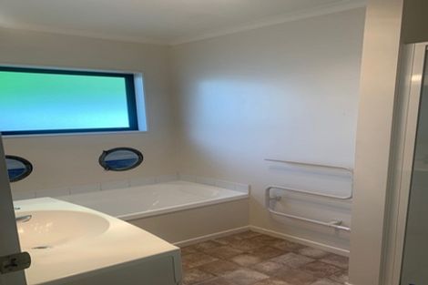 Photo of property in 100 Barry Avenue, Cromwell, 9310