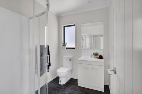 Photo of property in 11 Horoeka Street, Inglewood, 4330