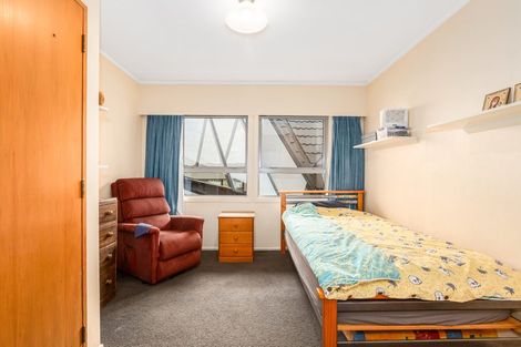 Photo of property in 35 Bosun Terrace, Whitby, Porirua, 5024