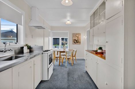 Photo of property in 5 Raleigh Street, Vogeltown, New Plymouth, 4310