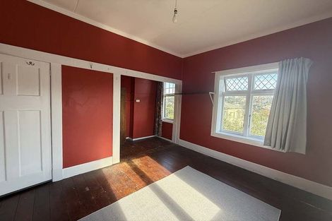 Photo of property in 12 North Terrace, Kelburn, Wellington, 6012