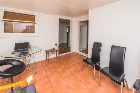 Photo of property in 7 East Way, Durie Hill, Whanganui, 4500